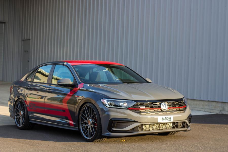  Volkswagen Jetta GLI by H&R Special Springs 2019 года  (фото 2 из 5)